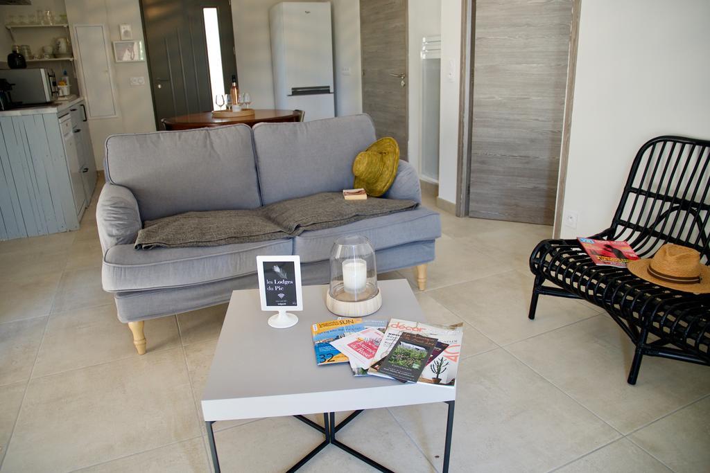 Les Lodges Du Pic Le Triadou ภายนอก รูปภาพ