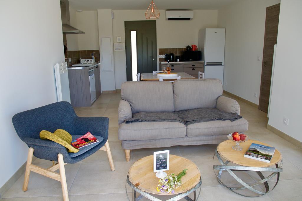 Les Lodges Du Pic Le Triadou ภายนอก รูปภาพ